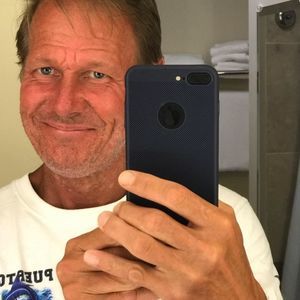 Meet your Posher, Mark